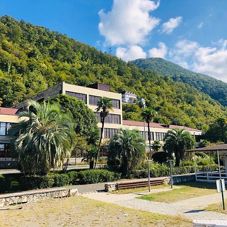 Hotel Continent Gagra Ngoại thất bức ảnh