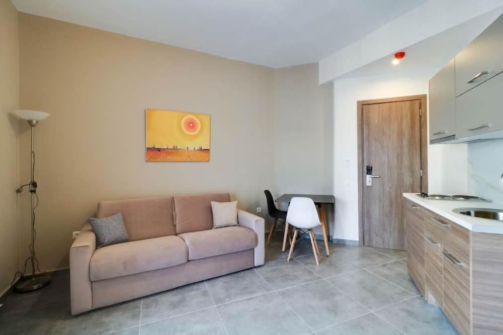 Hotel Continent Gagra Ngoại thất bức ảnh