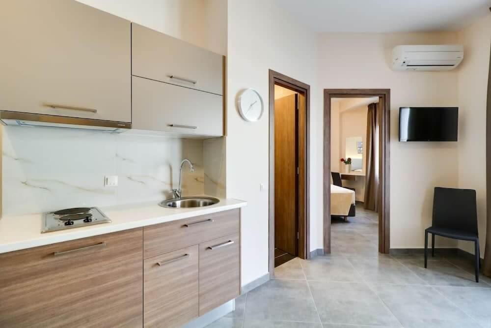 Hotel Continent Gagra Ngoại thất bức ảnh