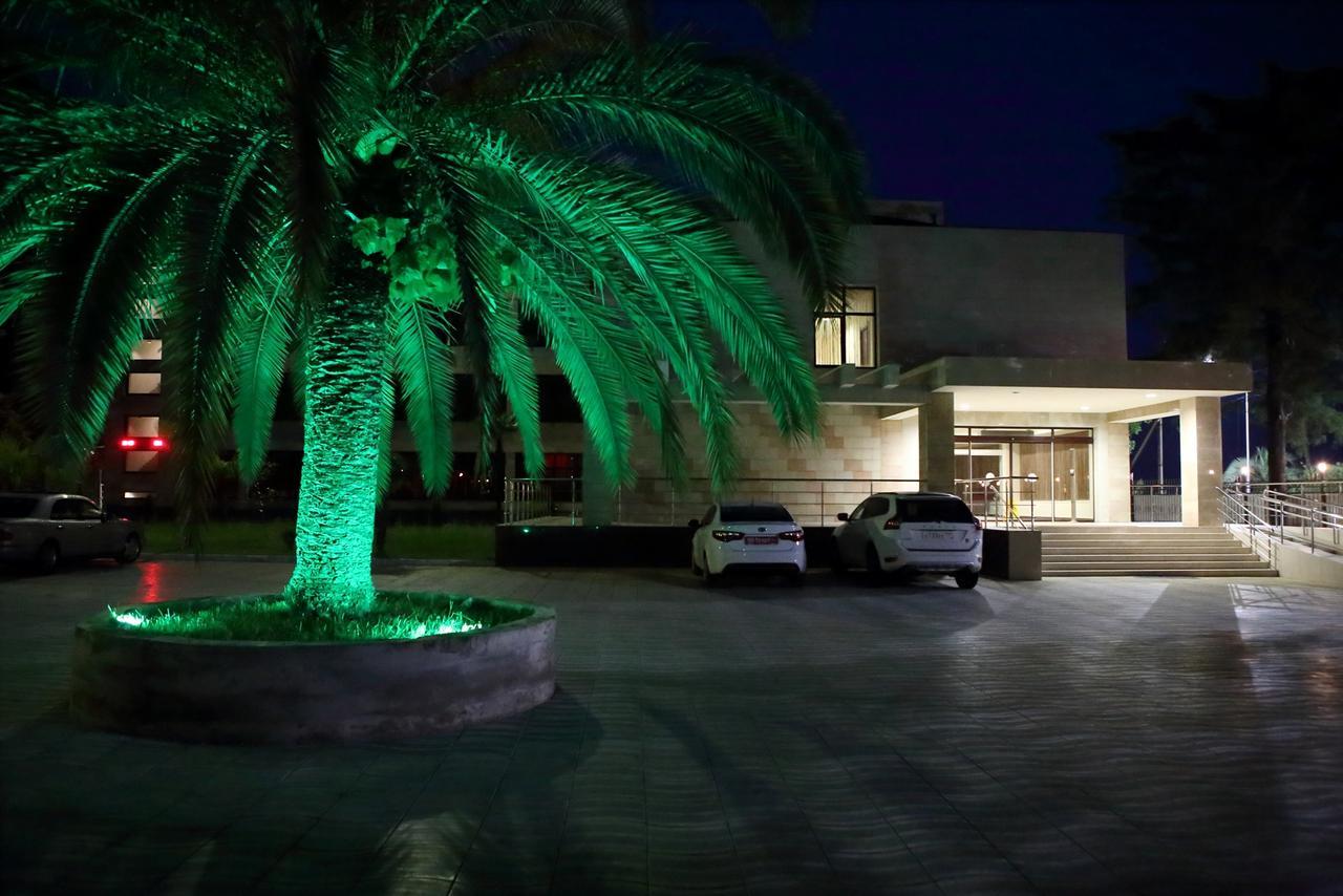 Hotel Continent Gagra Ngoại thất bức ảnh